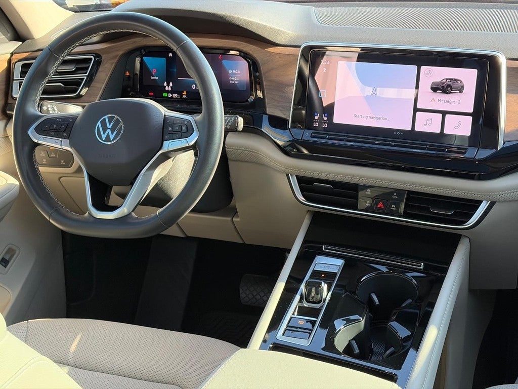 2024 Volkswagen Atlas 2.0T SE w/Technology 4MOTION