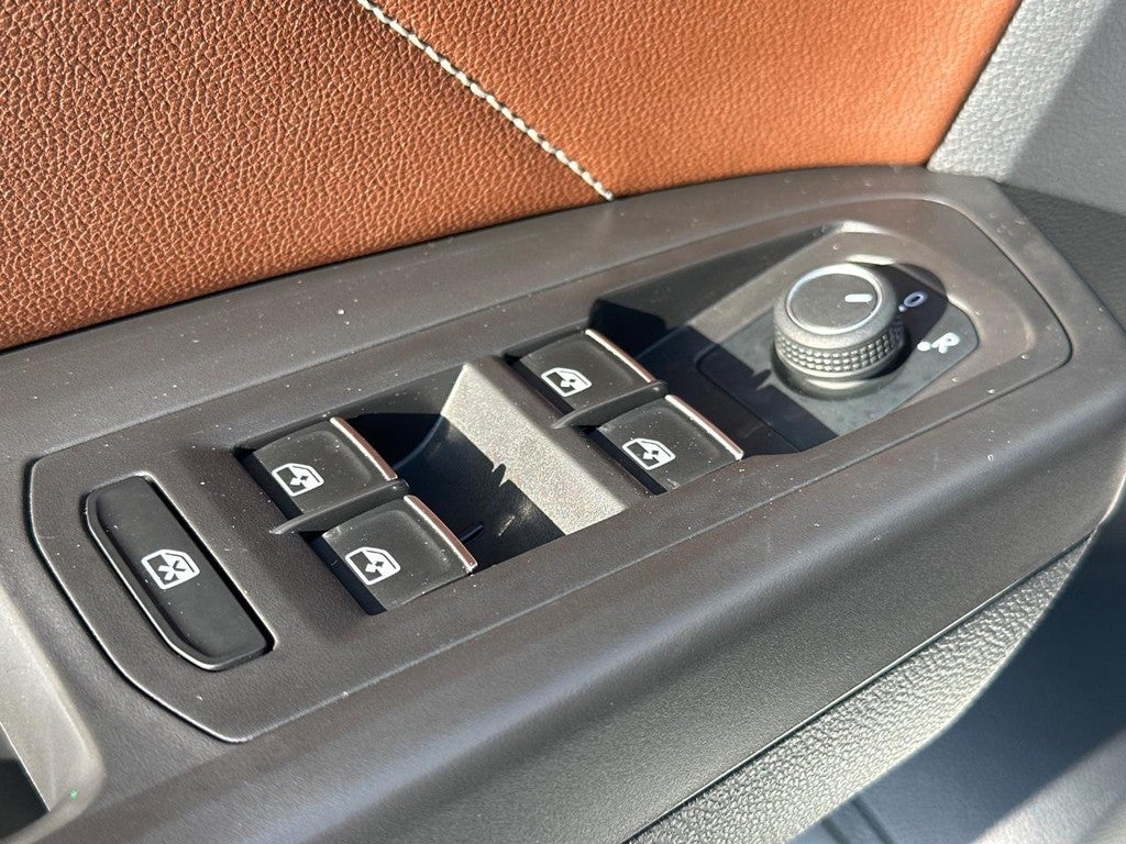 2022 Volkswagen Atlas 3.6L V6 SE w/Technology FWD