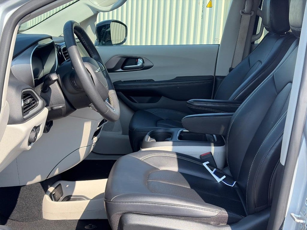 2024 Chrysler Pacifica Touring L FWD