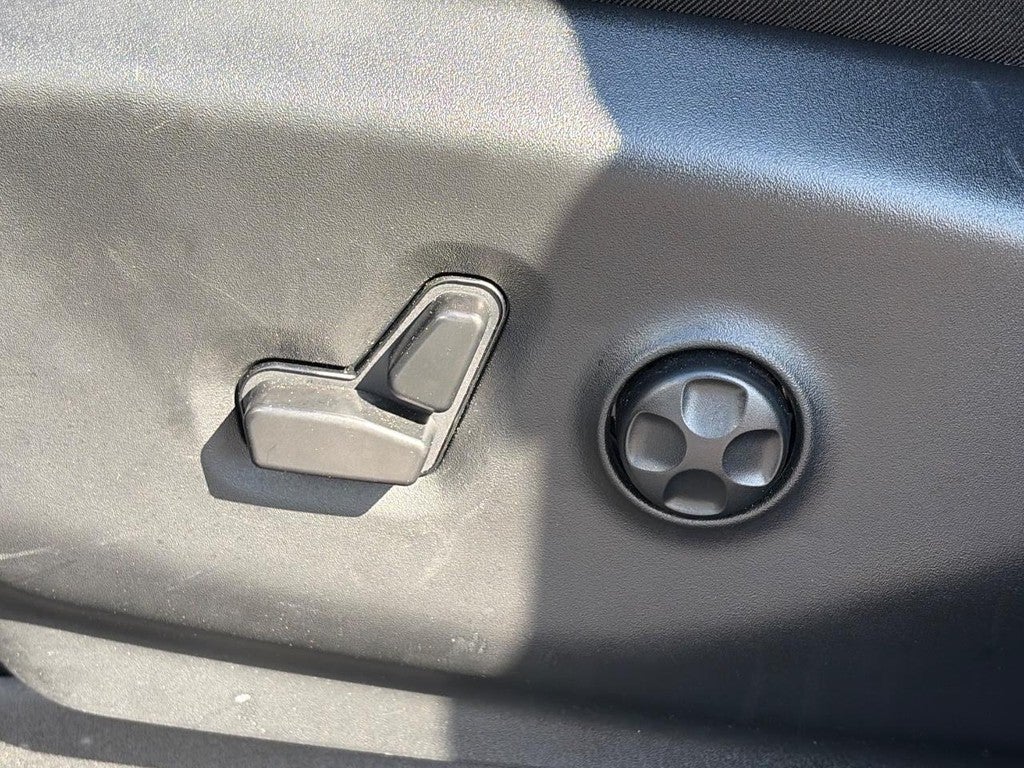 2025 Chrysler Pacifica Select FWD