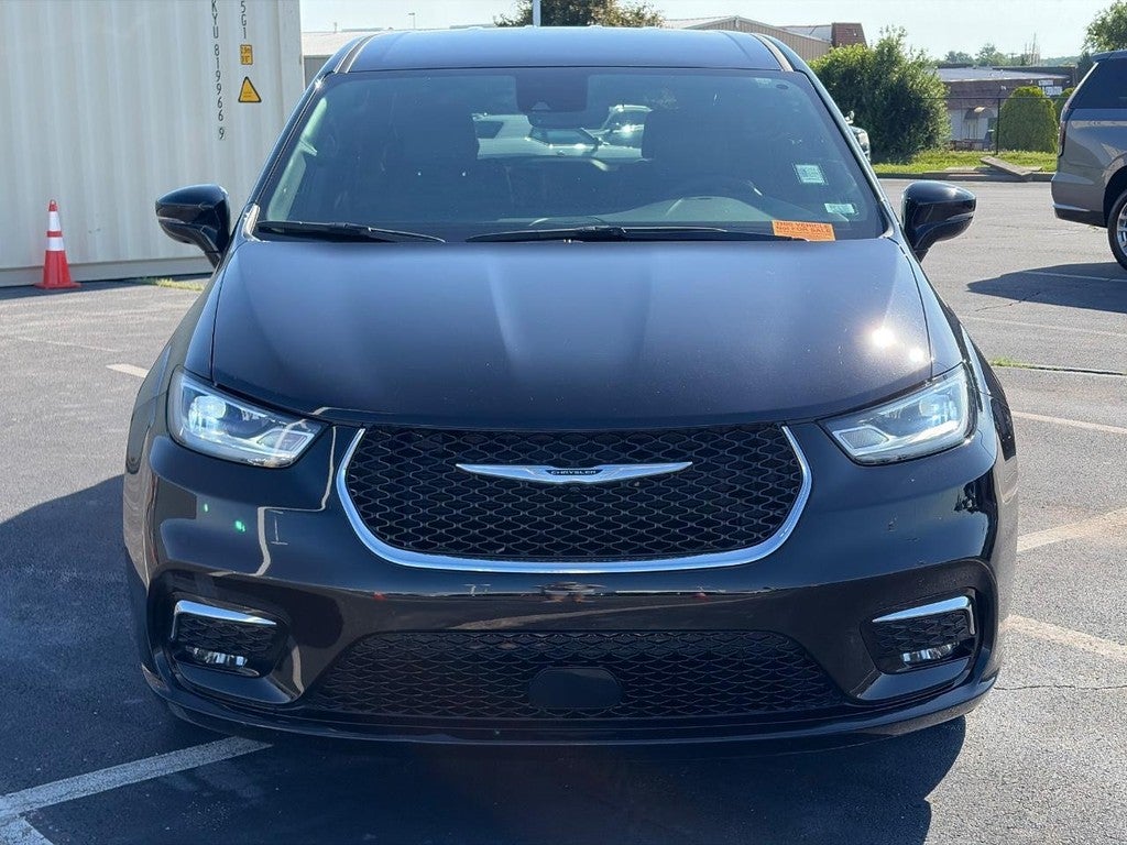 2025 Chrysler Pacifica Select FWD