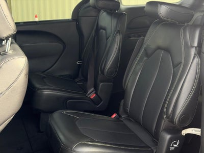 2025 Chrysler Pacifica Select FWD