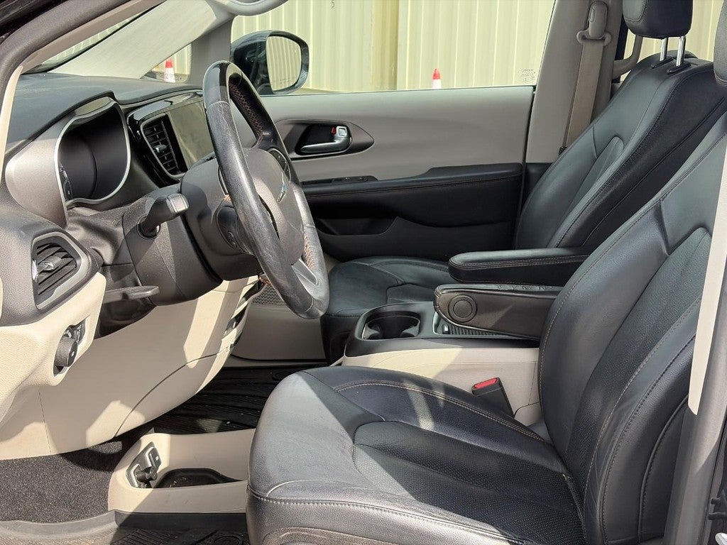 2020 Chrysler Pacifica Touring L Plus