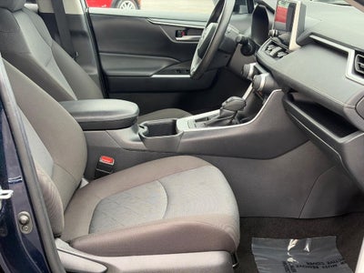 2025 Toyota RAV4 XLE AWD (Natl)