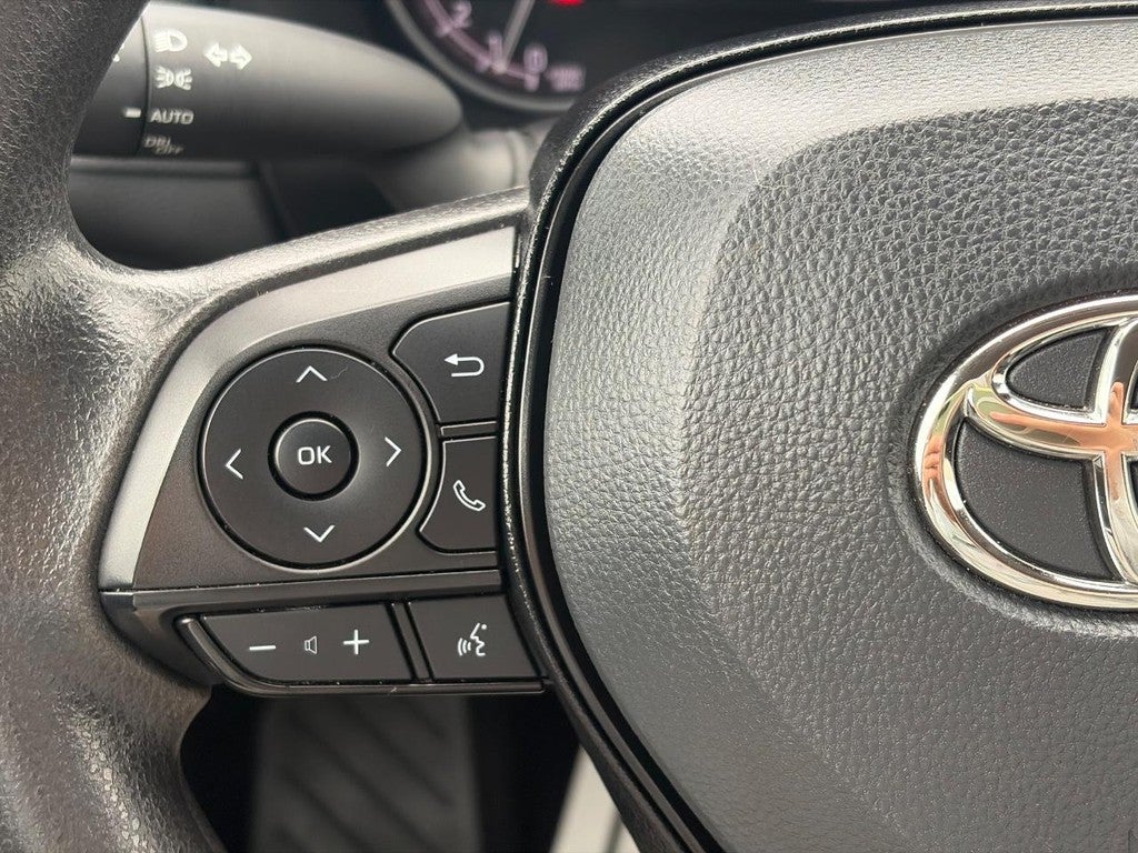 2025 Toyota RAV4 XLE AWD (Natl)