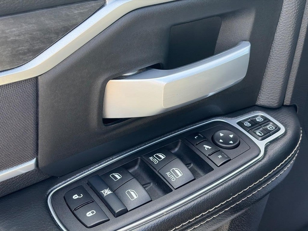 2024 RAM 2500 Big Horn 4x4 Crew Cab 6'4" Box