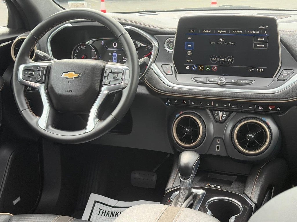 2023 Chevrolet Blazer AWD 4dr Premier