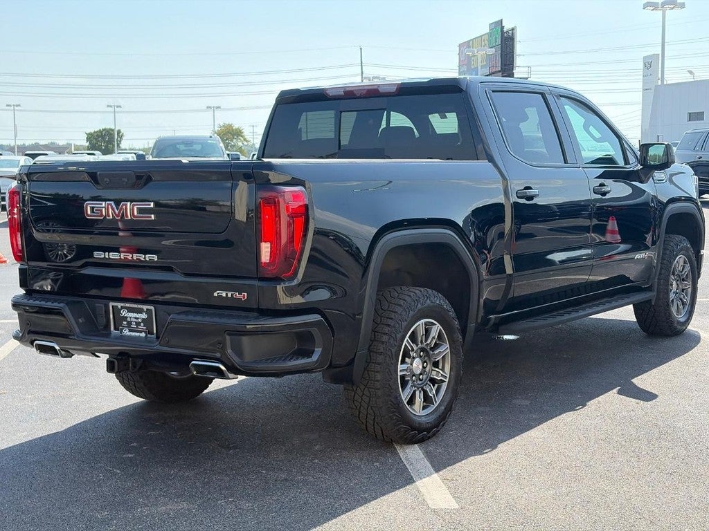 2024 GMC Sierra 1500 4WD Crew Cab 147" AT4
