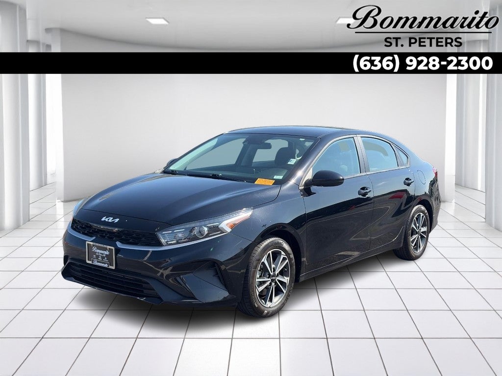 2023 Kia Forte LXS IVT