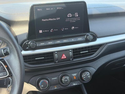 2023 Kia Forte LXS IVT