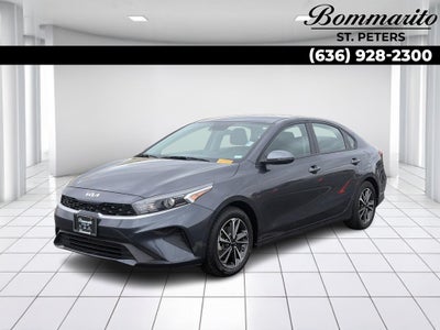 2023 Kia Forte LXS IVT