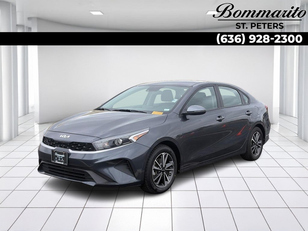 2023 Kia Forte LXS IVT