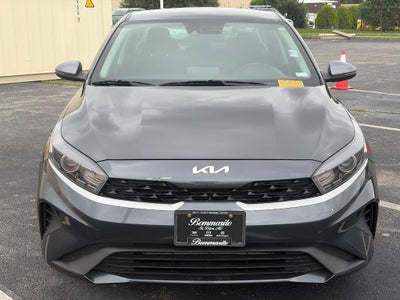 2023 Kia Forte LXS IVT