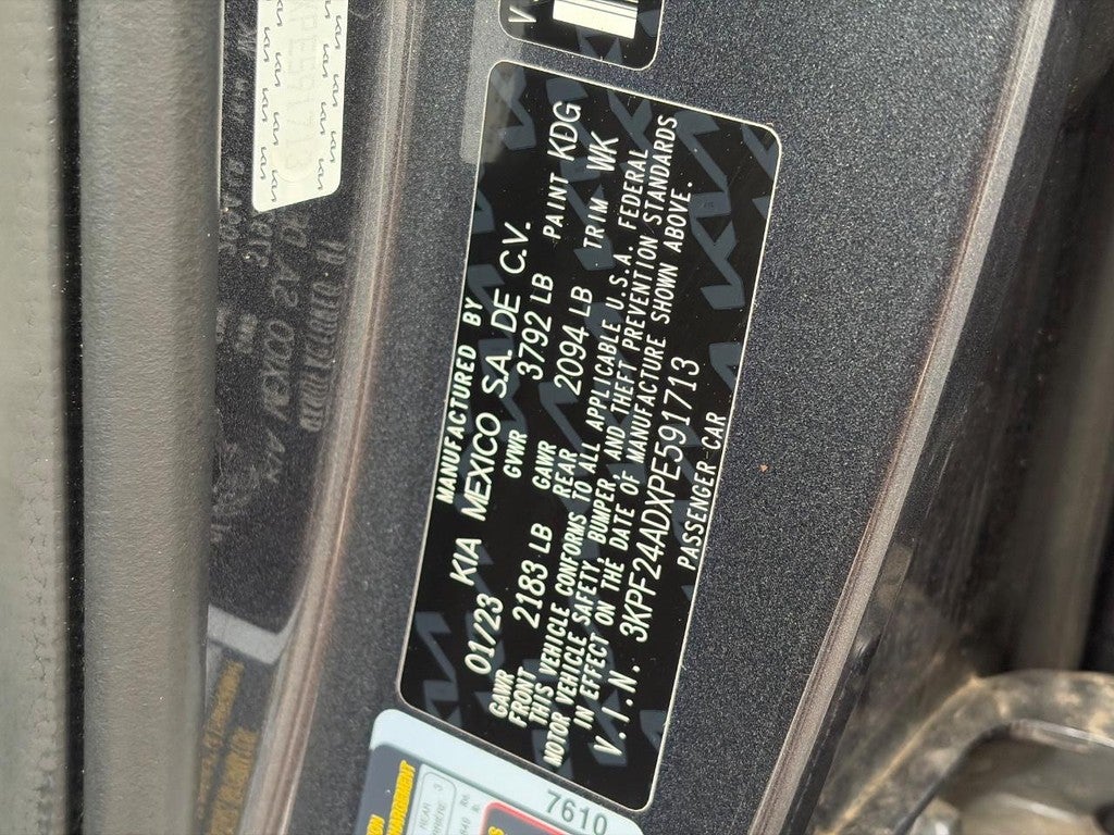 2023 Kia Forte LXS IVT