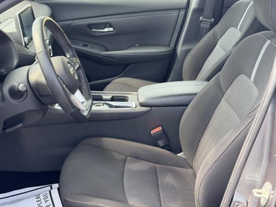 2022 Nissan Sentra SV CVT