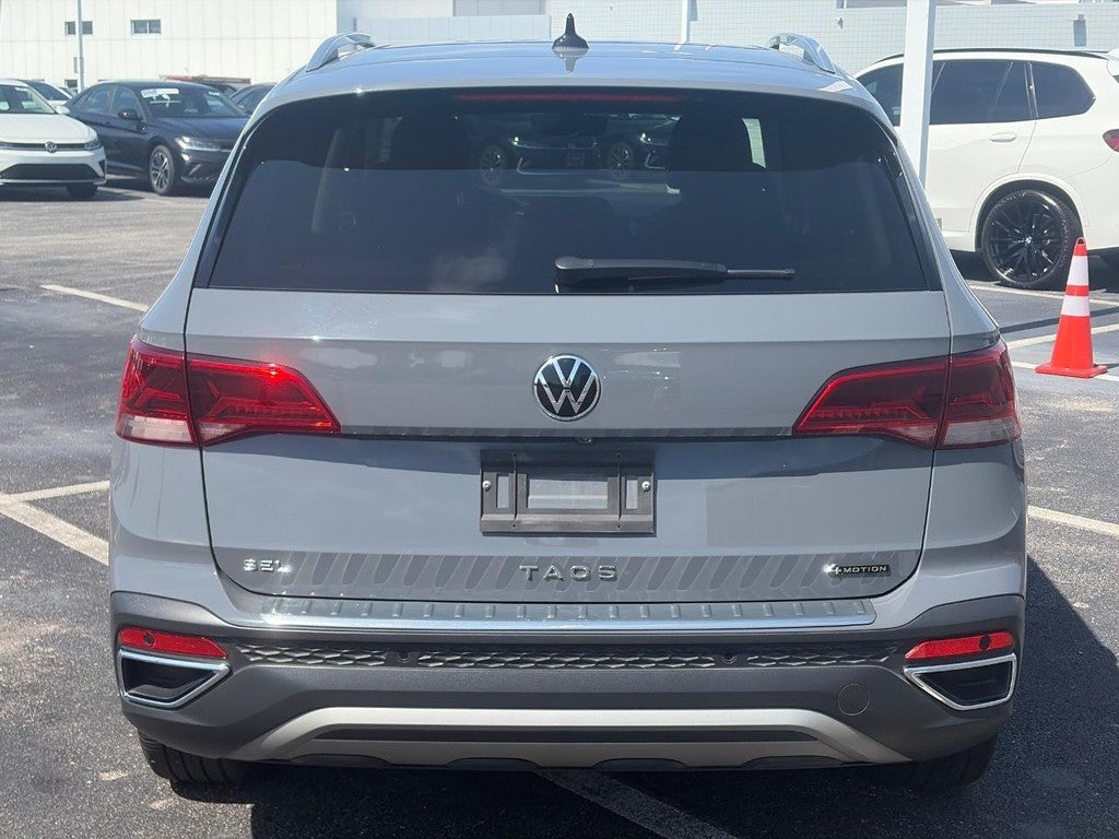 2023 Volkswagen Taos SEL 4MOTION