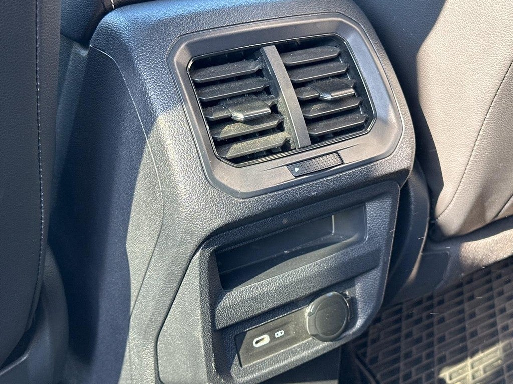 2022 Volkswagen Tiguan 2.0T SE FWD