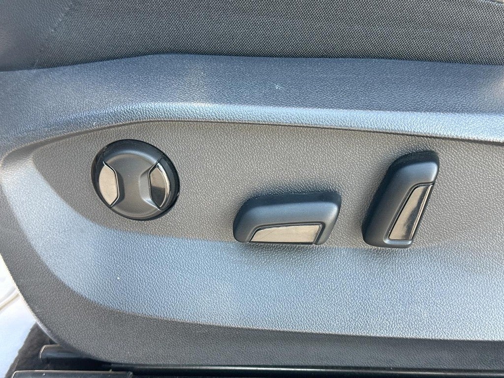 2022 Volkswagen Tiguan 2.0T SE FWD