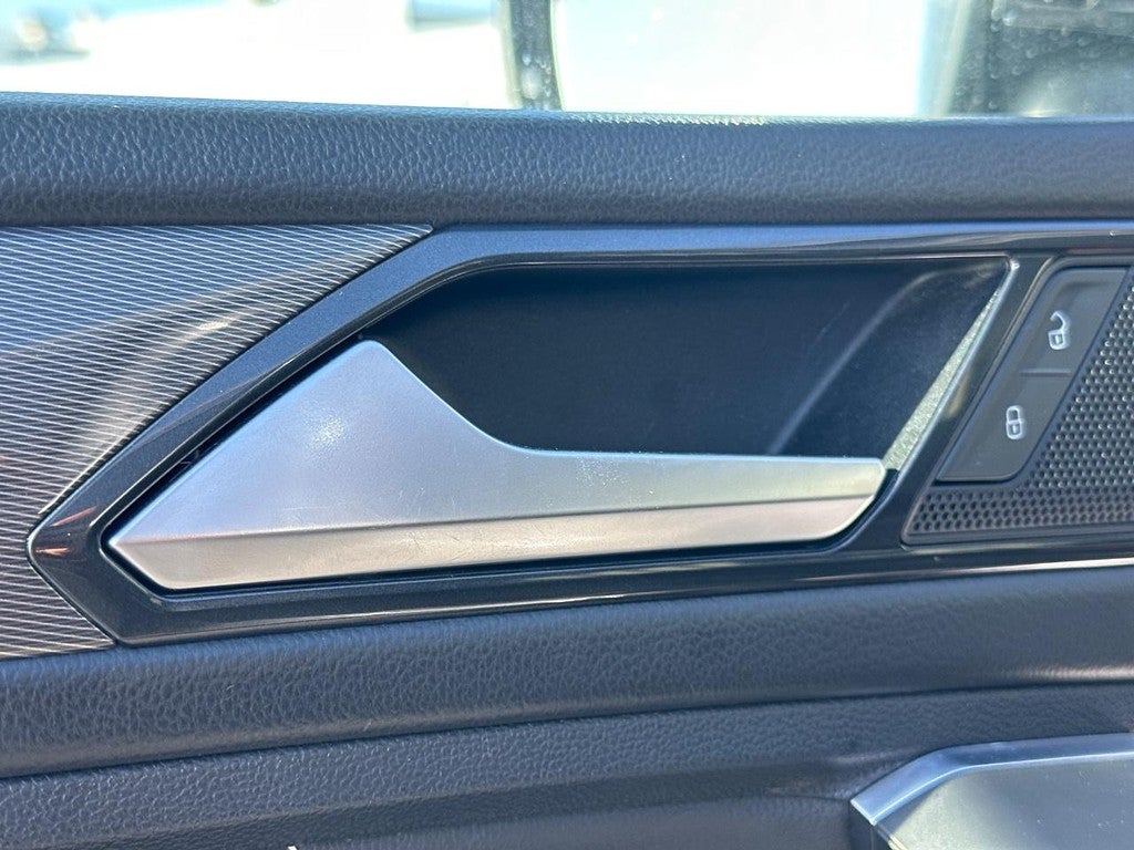 2022 Volkswagen Tiguan 2.0T SE FWD