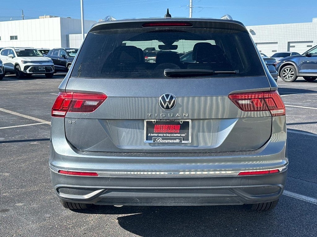 2022 Volkswagen Tiguan 2.0T SE FWD
