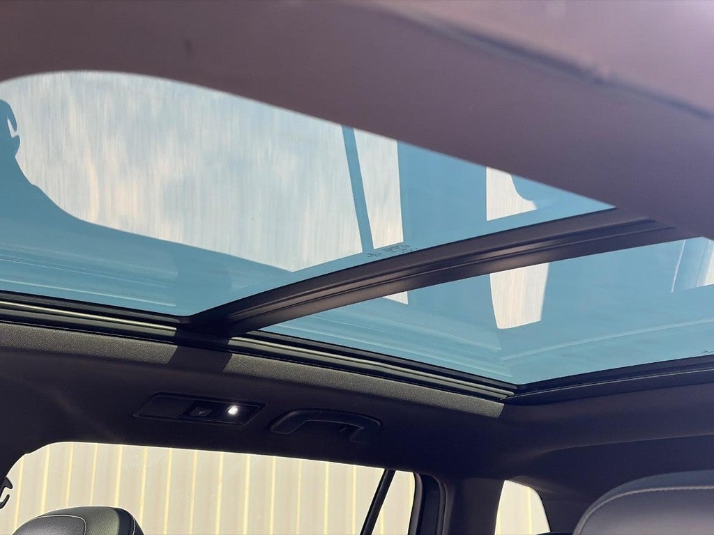 2022 Volkswagen Tiguan 2.0T SE R-Line Black 4MOTION