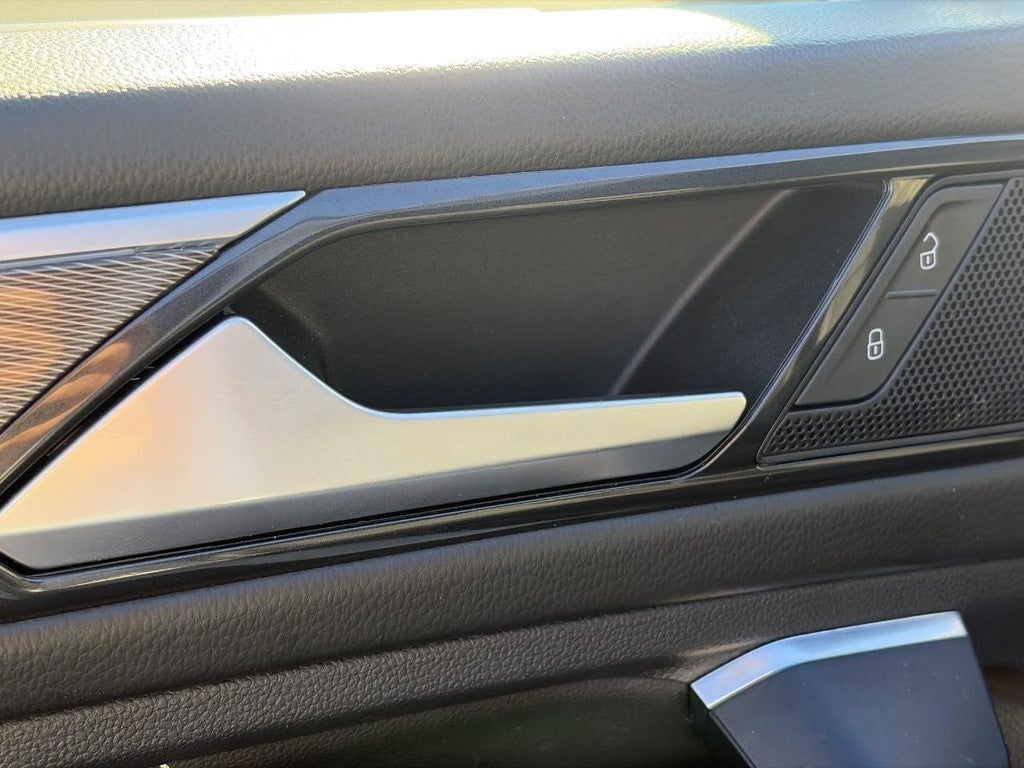 2023 Volkswagen Tiguan 2.0T SE R-Line Black 4MOTION