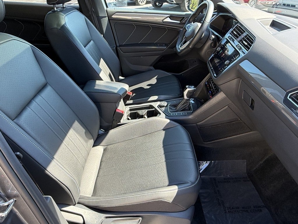 2024 Volkswagen Tiguan 2.0T SE R-Line Black 4MOTION