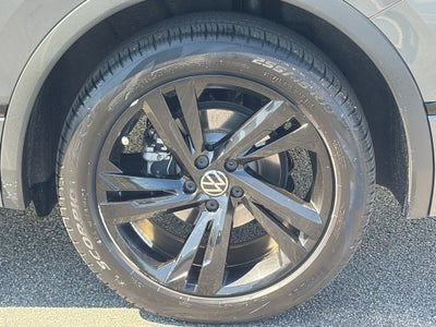 2024 Volkswagen Tiguan 2.0T SE R-Line Black 4MOTION