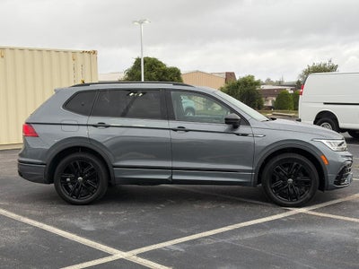 2022 Volkswagen Tiguan 2.0T SE R-Line Black 4MOTION