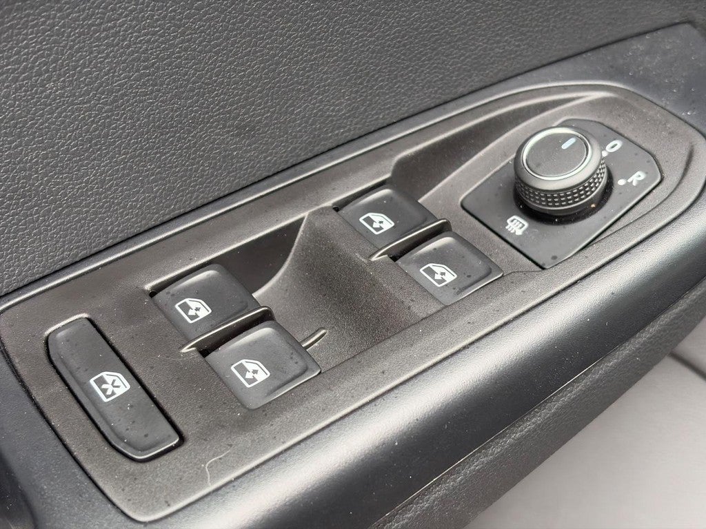 2026 Volkswagen Taos S 4MOTION