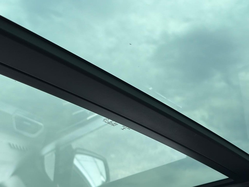 2023 Volkswagen Tiguan 2.0T SE R-Line Black FWD
