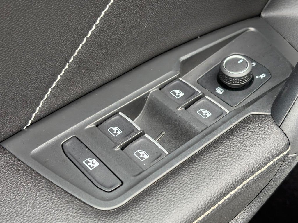 2023 Volkswagen Tiguan 2.0T SE R-Line Black FWD
