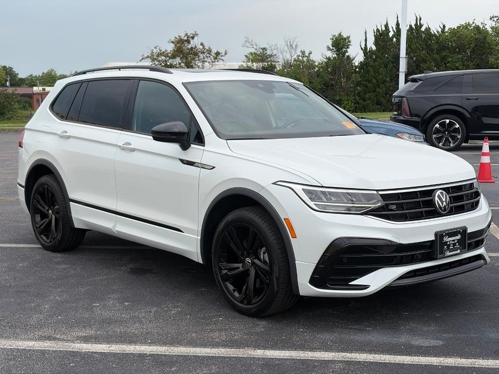 2023 Volkswagen Tiguan 2.0T SE R-Line Black FWD