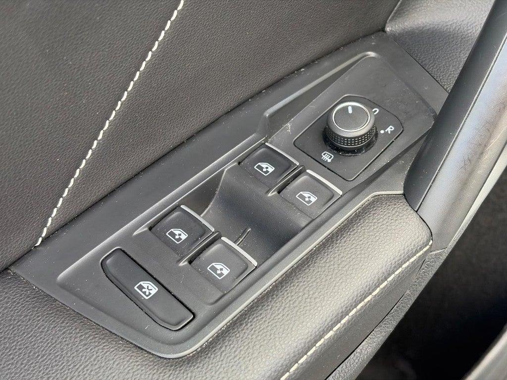2023 Volkswagen Tiguan 2.0T SE R-Line Black FWD