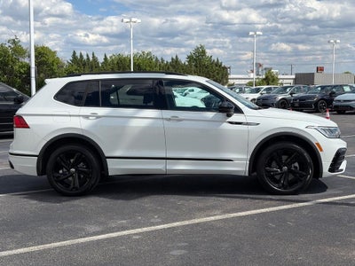 2023 Volkswagen Tiguan 2.0T SE R-Line Black FWD