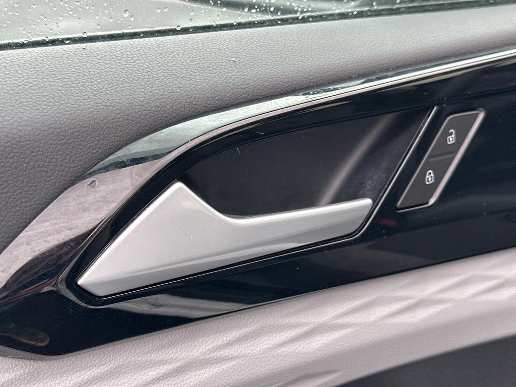 2022 Volkswagen Taos S FWD