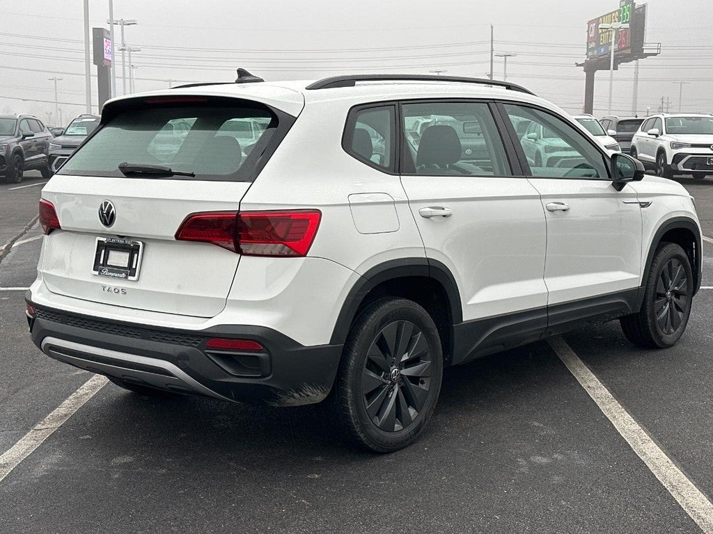 2022 Volkswagen Taos S FWD