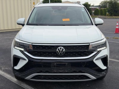 2023 Volkswagen Taos SE FWD