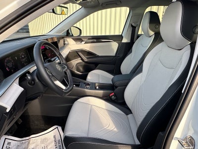 2025 Volkswagen Tiguan 2.0T SE 4MOTION