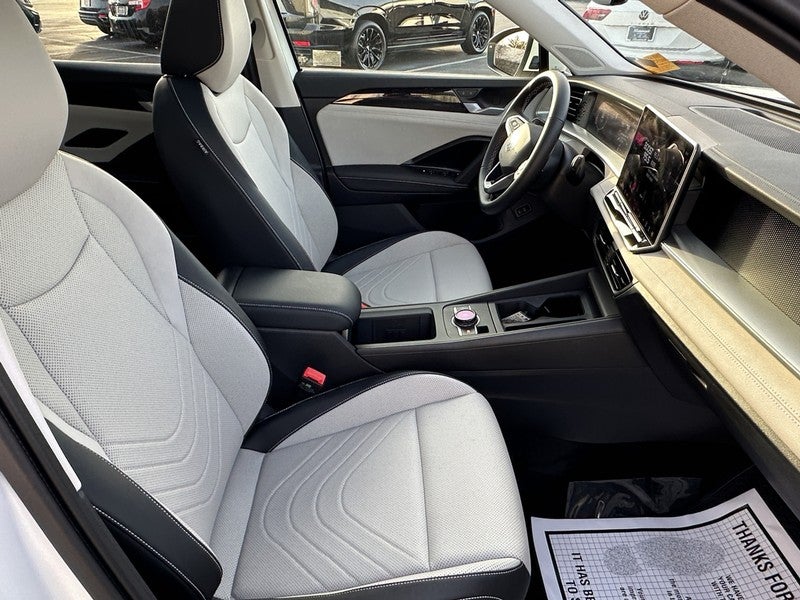 2025 Volkswagen Tiguan 2.0T SE 4MOTION