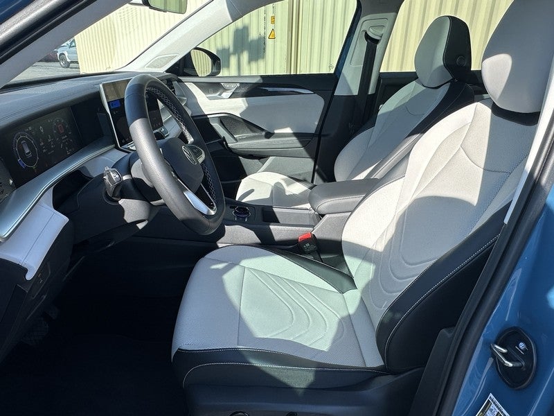 2025 Volkswagen Tiguan 2.0T SE 4MOTION