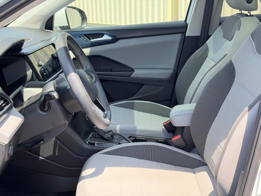 2023 Volkswagen Taos SE 4MOTION