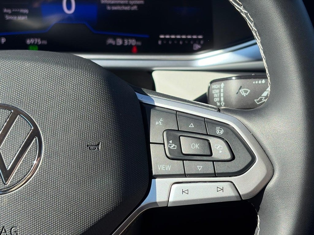 2026 Volkswagen Taos SE FWD
