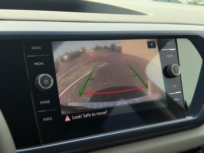 2023 Volkswagen Taos SE FWD