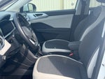 2025 Volkswagen Taos SE 4MOTION