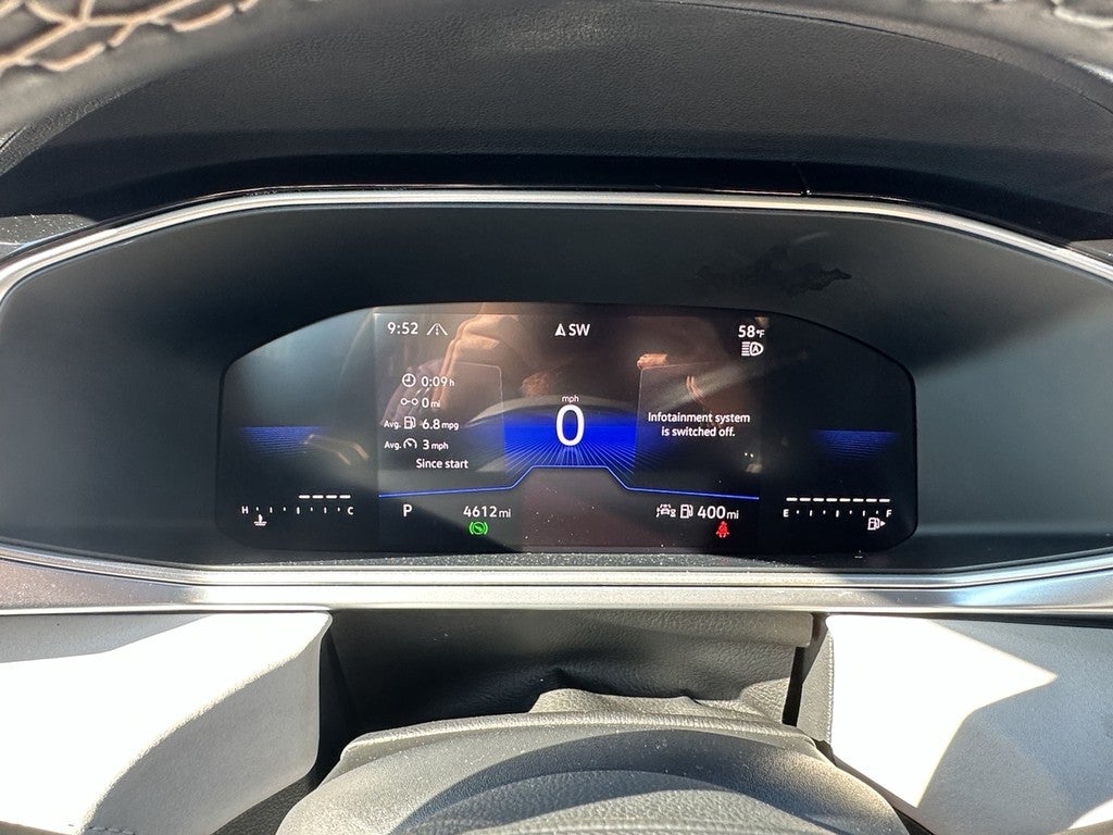 2025 Volkswagen Taos SE 4MOTION