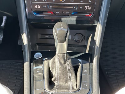 2025 Volkswagen Taos SE 4MOTION