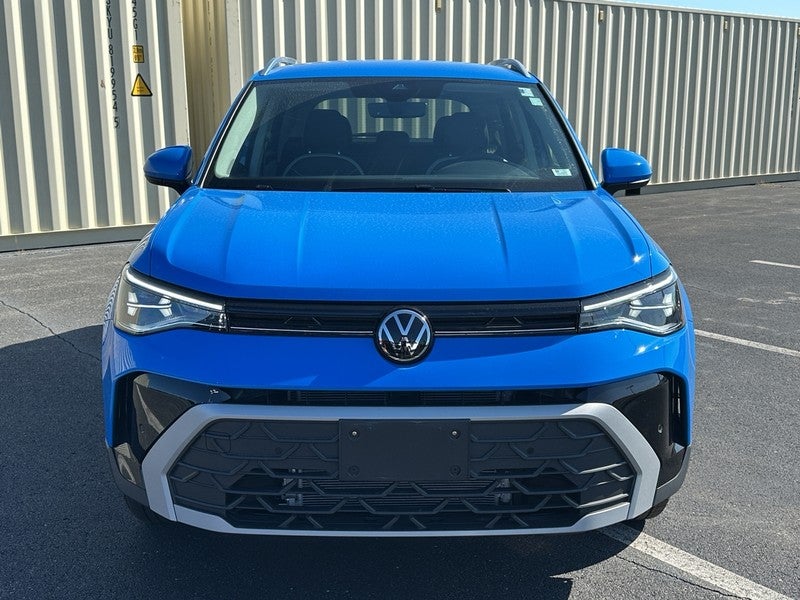 2025 Volkswagen Taos SE 4MOTION