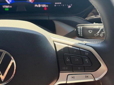 2024 Volkswagen Taos SE 4MOTION