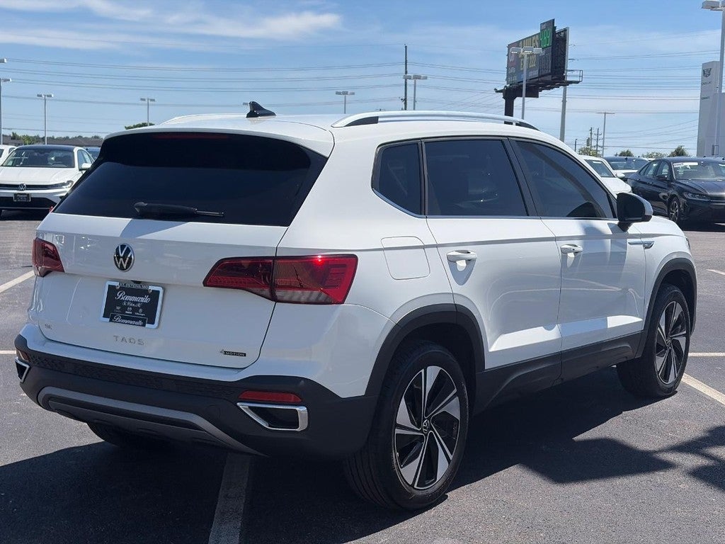 2024 Volkswagen Taos SE 4MOTION